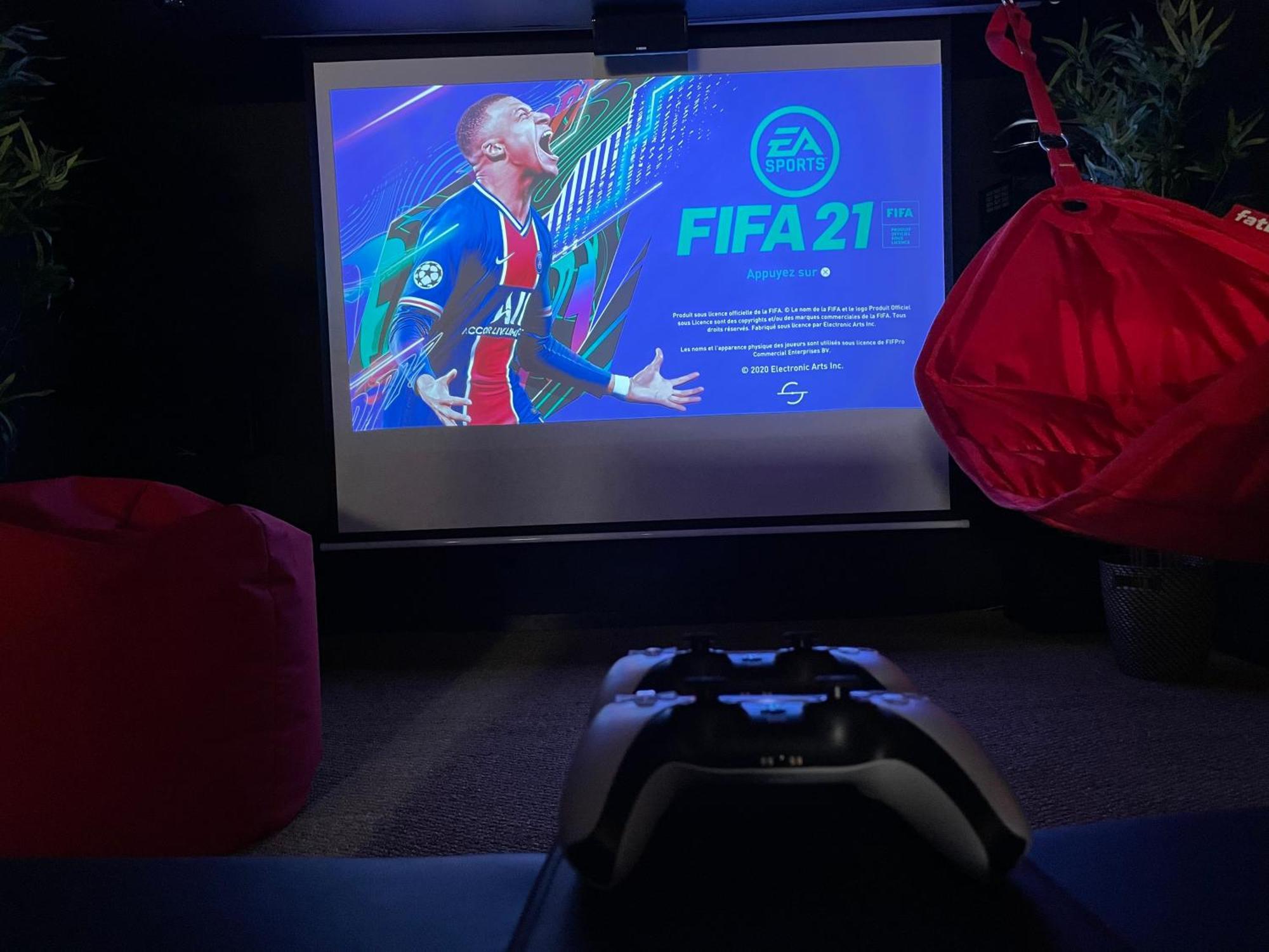 Capsule Cinema - Balneo Home Cinema Playstation 5 Valenciennes Luaran gambar
